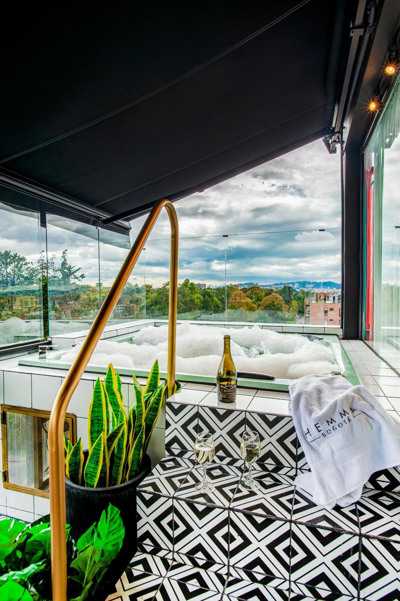 Hemma Bogota Country Luxury Suites Hotel Εξωτερικό φωτογραφία